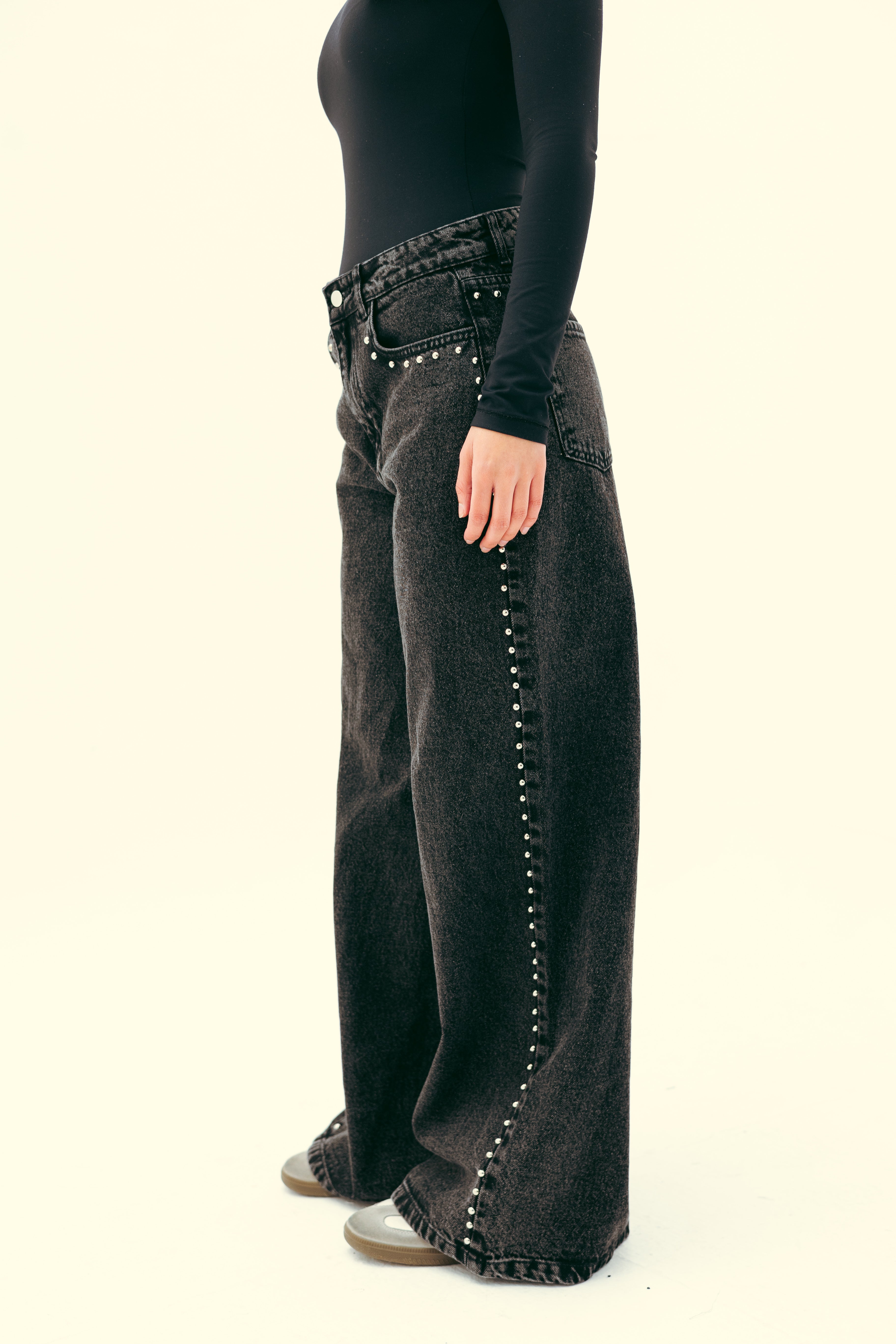 Studded coal
